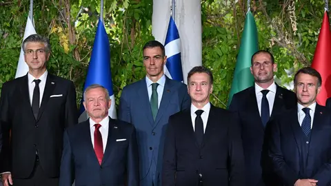 Sánchez insiste en incluir gasto contra el cambio climático en la inversión en defensa que pide la OTAN Sánchez insiste en incluir gasto contra el cambio climático en la inversión en defensa que pide la OTAN