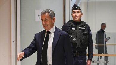 Nicolas Sarkozy queda en libertad tras pasar 20 días en prisión 