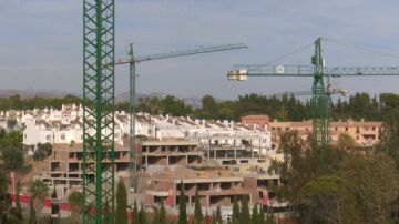 Grúas de construcción de vivienda