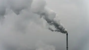 Uno de cada cuatro españoles respiran aire contaminado por ozono en los últimos tres años, según Ecologistas en Acción Uno de cada cuatro españoles respiran aire contaminado por ozono en los últimos tres años, según Ecologistas en Acción