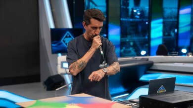 Marron hace visibles las ondas sonoras... ¡y a todo color!: sorprende a Taburete con las figuras de Chladni