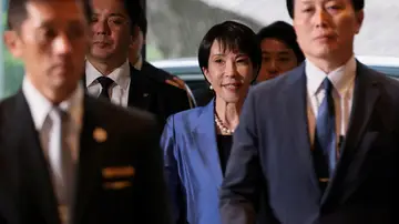 Una mujer al frente del Gobierno en Japón por primera vez Una mujer al frente del Gobierno en Japón por primera vez