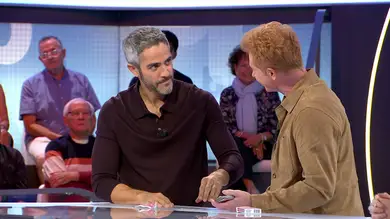 La magia con la que Yunke sorprende a Roberto Leal en Pasapalabra: ¡de altos vuelos! La magia con la que Yunke sorprende a Roberto Leal en Pasapalabra: ¡de altos vuelos!