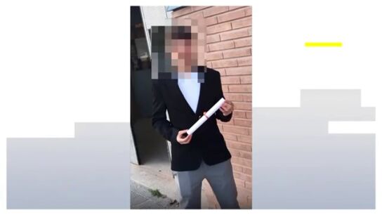 Los Mossos investigan la denuncia de una madre que asegura que su hijo se suicid&oacute; tras sufrir bullying 