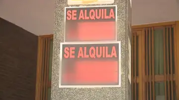 Cartel de 'Se alquila' Cartel de 'Se alquila'