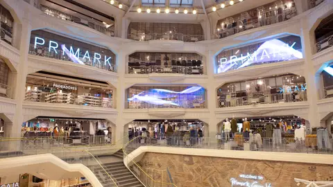 Primark celebra 10 años en el corazón de Madrid: una década de impacto en la Gran Vía Edificio Primark de la Gran Vía de Madrid