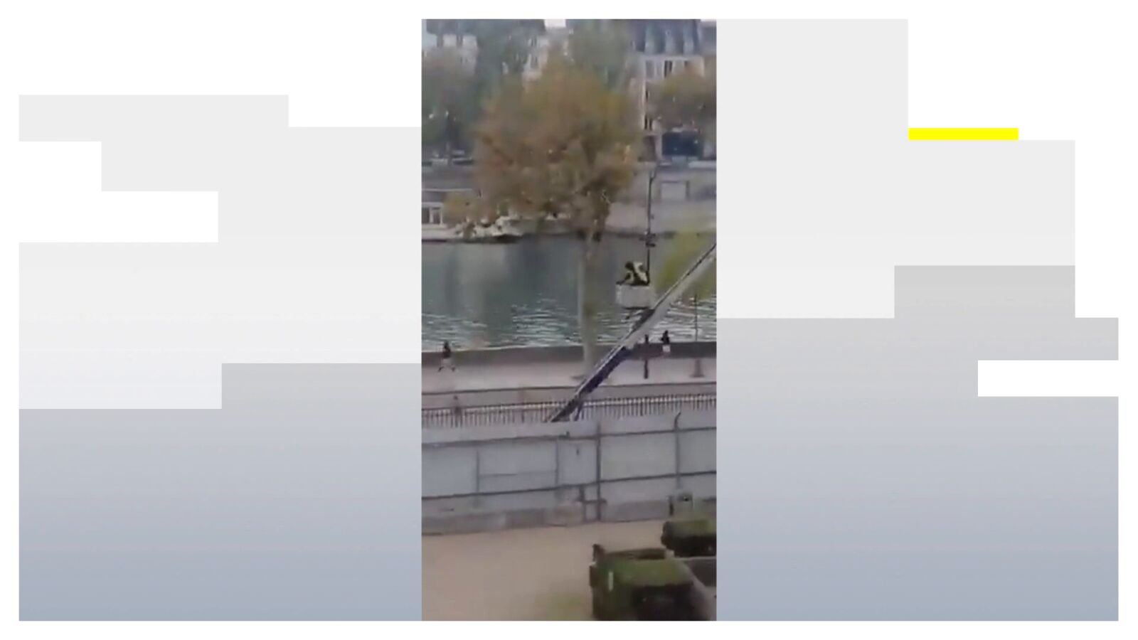Nuevas imágenes del robo en el Louvre: pillan a los ladrones saliendo del museo con las joyas 