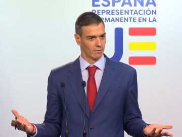 Pedro Sánchez, comparece ante los medios en Bruselas.