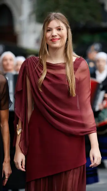 El look de la infanta Sofía para los Premios Princesa de Asturias 2025 El look de la infanta Sofía para los Premios Princesa de Asturias 2025