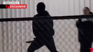 Un hombre armado irrumpe en un torneo de rugby