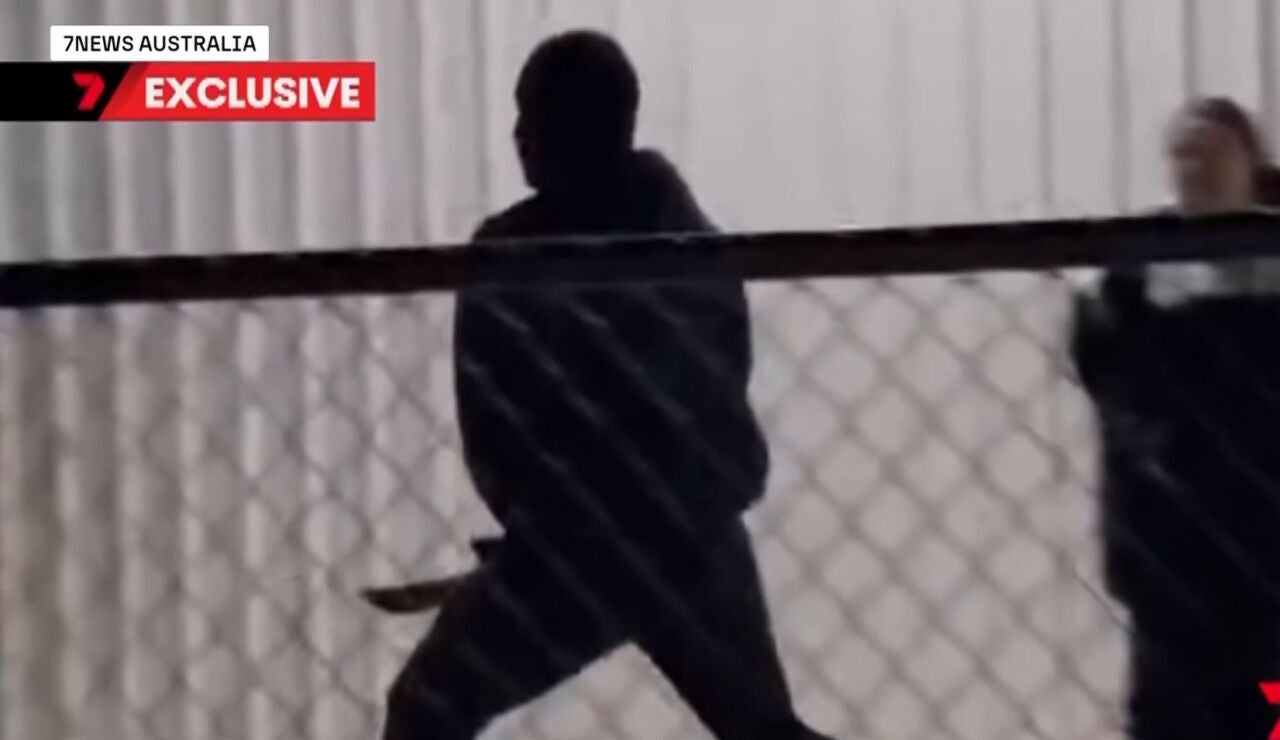 Un hombre armado irrumpe en un torneo de rugby