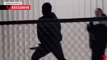 Un hombre armado irrumpe en un torneo de rugby Un hombre armado irrumpe en un torneo de rugby