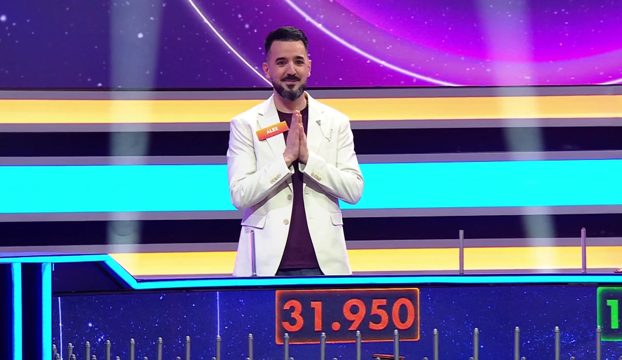 Alex, concursante de La ruleta de la suerte noche