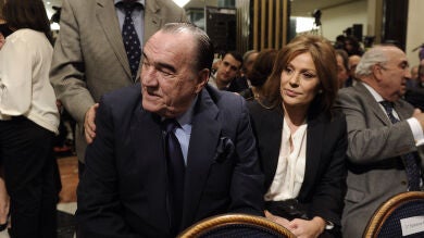 Nuria González, viuda de Fernando Fernández Tapias, emocionadísima al recordarlo: 