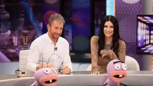 ¿Quién está cantando su canción? Las hormigas ponen a prueba el oído de Laura Pausini