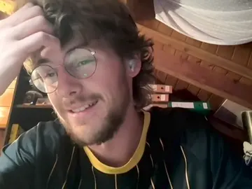 El joven que le pidió matrimonio a la princesa. El joven que le pidió matrimonio a la princesa.