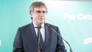 El presidente de Junts, Carles Puigdemont, durante una rueda de prensa, en el espacio Les 5 &Eacute;l&eacute;ments, a 27 de octubre de 2025, en Perpignan (Francia)