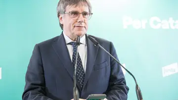 El presidente de Junts, Carles Puigdemont, durante una rueda de prensa, en el espacio Les 5 Éléments, a 27 de octubre de 2025, en Perpignan (Francia) El presidente de Junts, Carles Puigdemont, durante una rueda de prensa, en el espacio Les 5 Éléments, a 27 de octubre de 2025, en Perpignan (Francia)