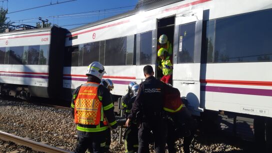 Imagen del tren descarrilado en San Fernando de Henares, Madrid