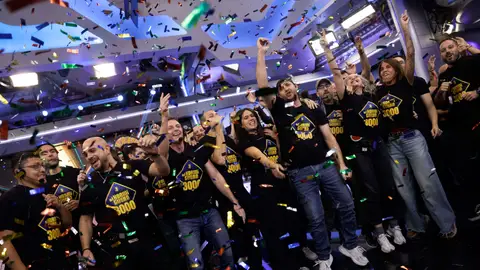 Una performance única: El Hormiguero homenajea a todo su equipo en su programa 3.000 Una performance única: El Hormiguero homenajea a todo su equipo en su programa 3.000