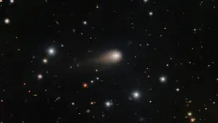 Imagen de la cola del cometa interestelar 3I/ATLAS