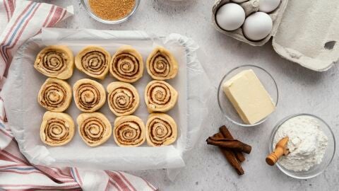 Cinnamon rolls