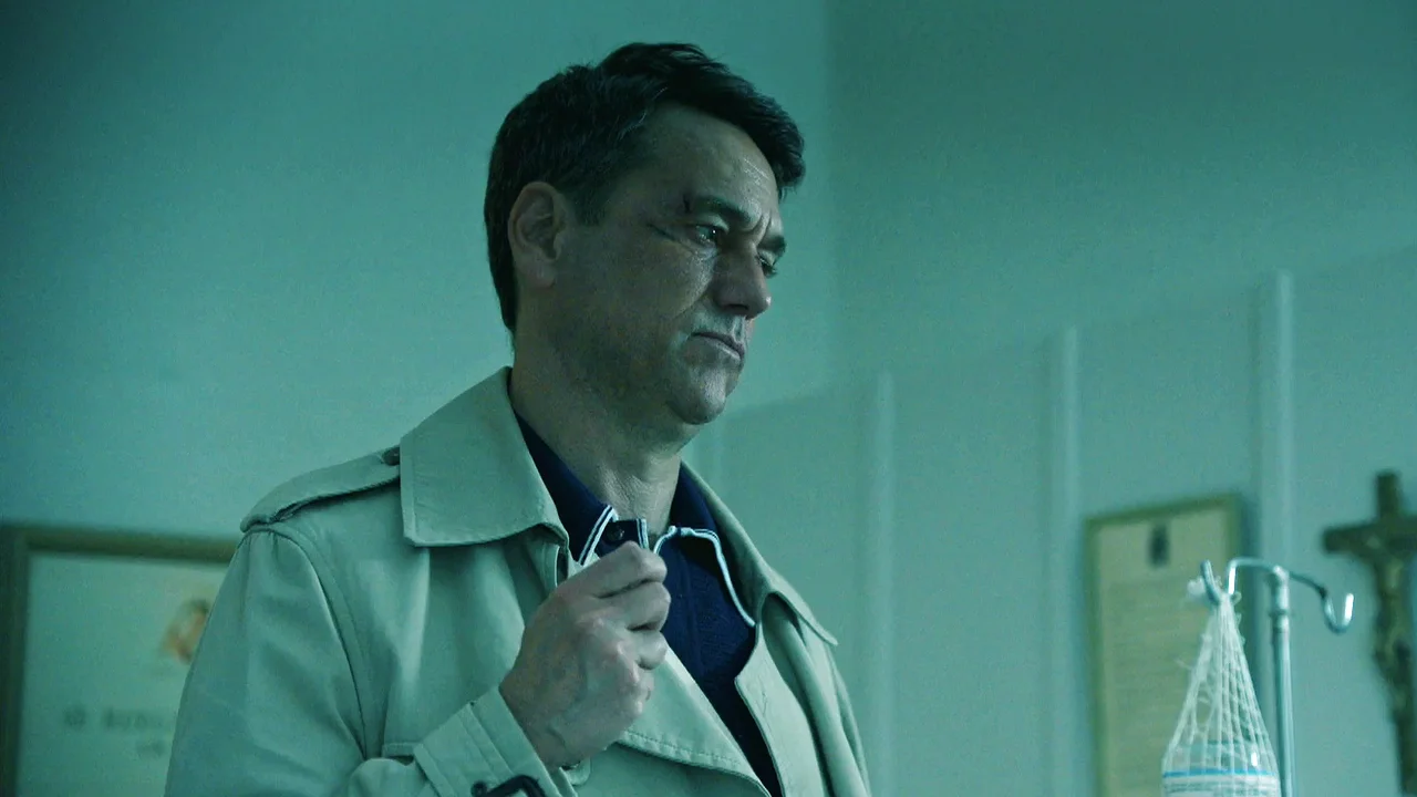 Gabriel, a punto de matar a Andrés: ¡no quiere que despierte y que cuente la verdad!