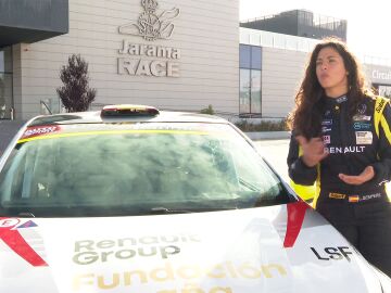 Lydia Sempere, piloto sorda de la Copa Clío