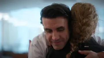 La boda más feliz acaba en tragedia: mientras todos celebran, una noticia lo cambia todo La boda más feliz acaba en tragedia: mientras todos celebran, una noticia lo cambia todo