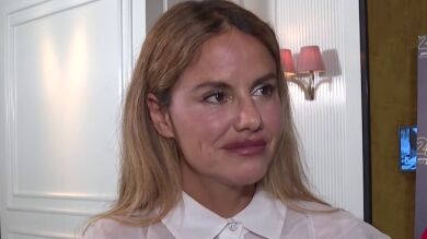 Mónica Hoyos confiesa cómo lleva vivir lejos de su hija, fruto de su relación con Carlos Lozano y experta en política