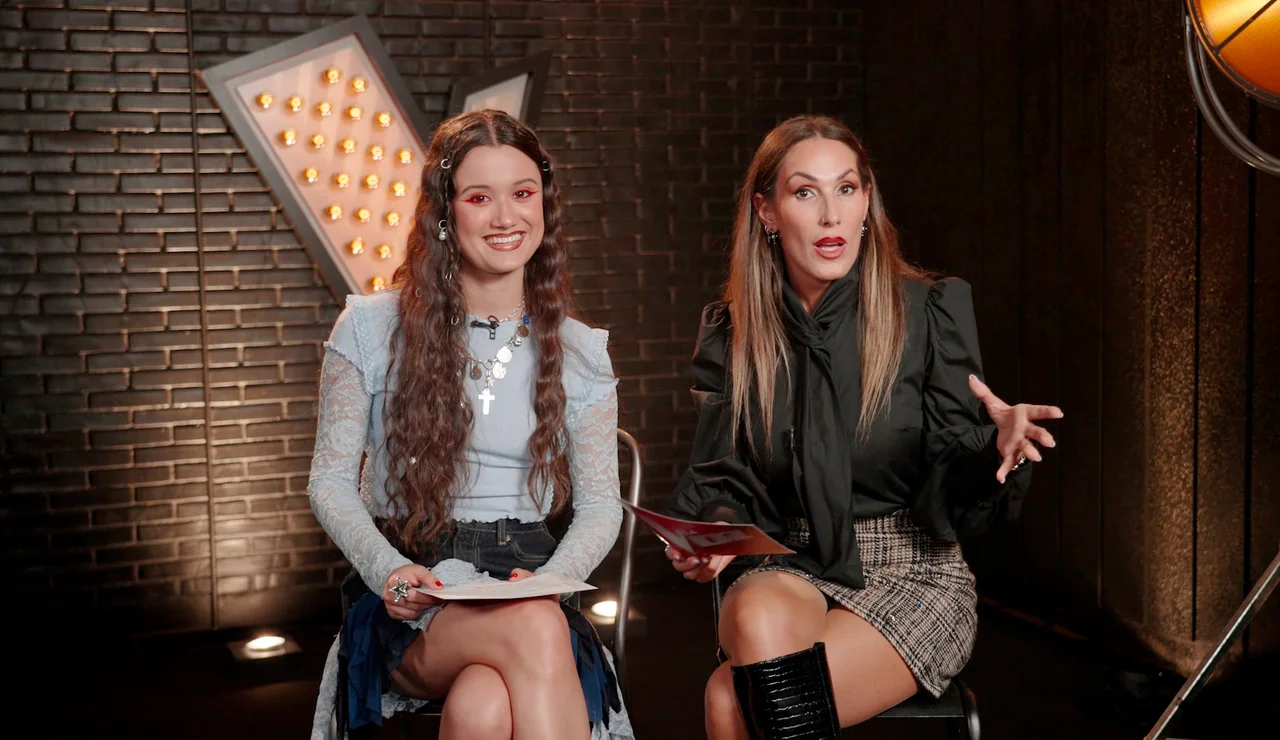Joaquina y Malú en La Voz