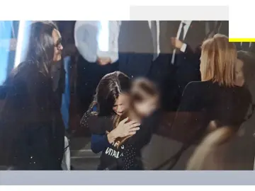 La reina con la hija de Ana Coll La reina con la hija de Ana Coll