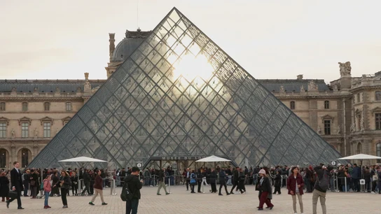 Museo del Louvre de París Museo del Louvre de París