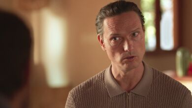 Saúl siembra dudas en César: “¿Una cría que coge una pistola por primera vez en su vida se carga a dos hombres?”