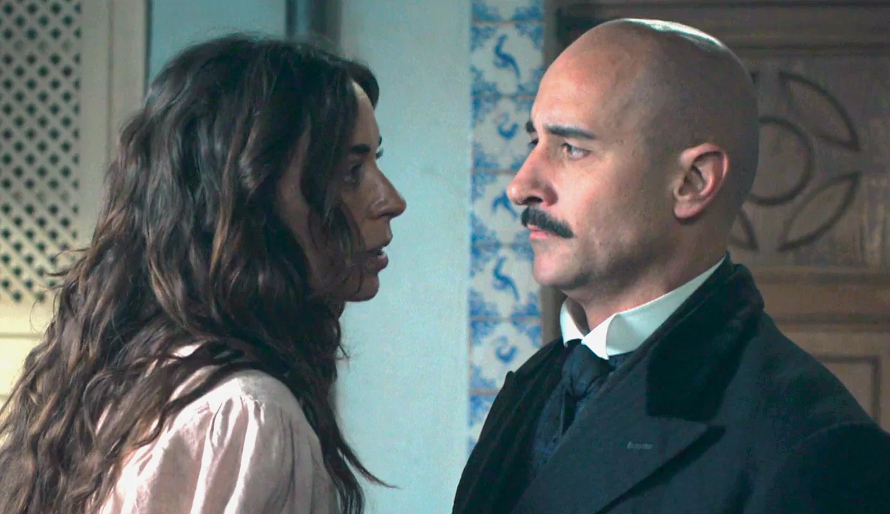 “Antes o después, lo vas a tener que pagar”: descubre la relación que une a Renata y Gustavo en Las hijas de la criada