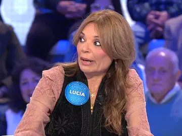 La ‘traición’ de Lucía Hoyos a Manu al cambiar de bando en Pasapalabra: “Me está cayendo de mal” La ‘traición’ de Lucía Hoyos a Manu al cambiar de bando en Pasapalabra: “Me está cayendo de mal”