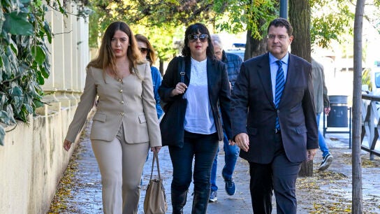 Juana Rivas llegando a los juzgados de Granada