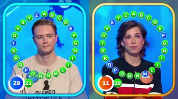 ¿Truco o trato? Manu y Rosa ponen suspense a El Rosco por Halloween con un bote que asusta: 2.326.000 euros ¿Truco o trato? Manu y Rosa ponen suspense a El Rosco por Halloween con un bote que asusta: 2.326.000 euros