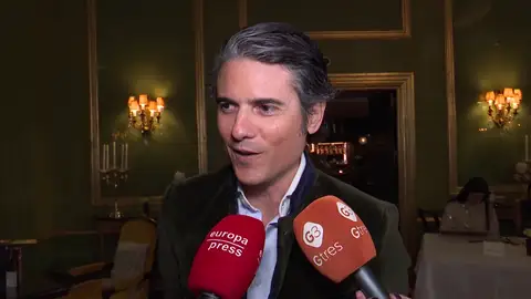 Julián Porras atiende a la prensa Julián Porras atiende a la prensa