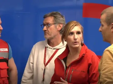 Salomé Pradas junto a técnicos el día de la dana Salomé Pradas junto a técnicos el día de la dana