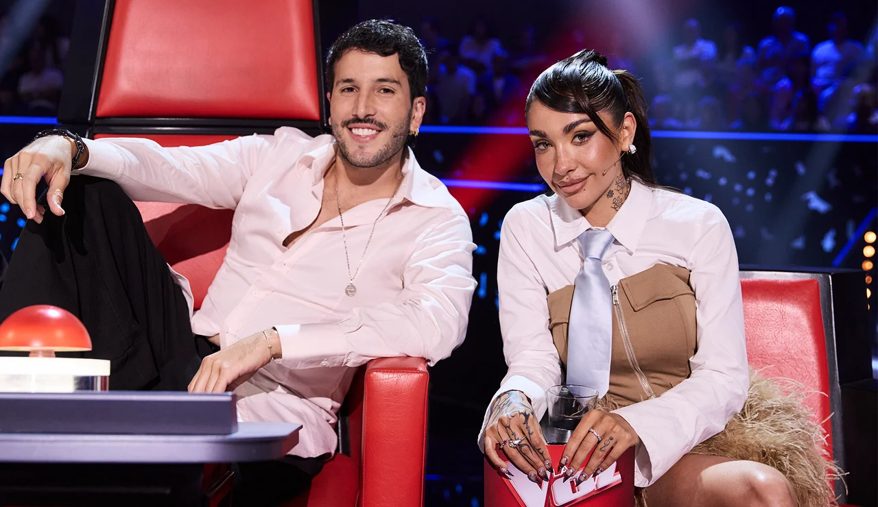 Sebastián Yatra y María Becerra