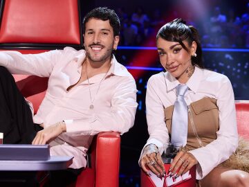 Sebasti&aacute;n Yatra y Mar&iacute;a Becerra