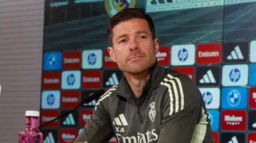 Xabi Alonso, en rueda de prensa Xabi Alonso, en rueda de prensa