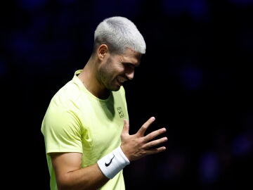 Carlos Alcaraz gesticula tras un punto ante Cameron Norrie