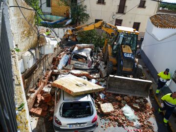 Imagen de los destrozos provocados por el tornado en Gibraleón, Huelva