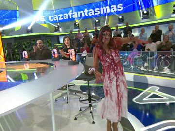 Carrie, más viva que nunca gracias a Lucía Hoyos… ¡bailando la sintonía de ‘Cazafantasmas’!