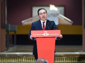 El ministro de Asuntos Exteriores, Unión Europea y Cooperación, José Manuel Albares, preside la inauguración de la exposición 'La mitad del mundo. La mujer en el México indígena', a 31 de octubre de 2025, en Madrid (España). La exposición ha sido organizada por la AECID junto al Instituto Nacional de Antropología e Historia de México (INAH). El ministro de Asuntos Exteriores, Unión Europea y Cooperación, José Manuel Albares, preside la inauguración de la exposición 'La mitad del mundo. La mujer en el México indígena', a 31 de octubre de 2025, en Madrid (España). La exposición ha sido organizada por la AECID junto al Instituto Nacional de Antropología e Historia de México (INAH).