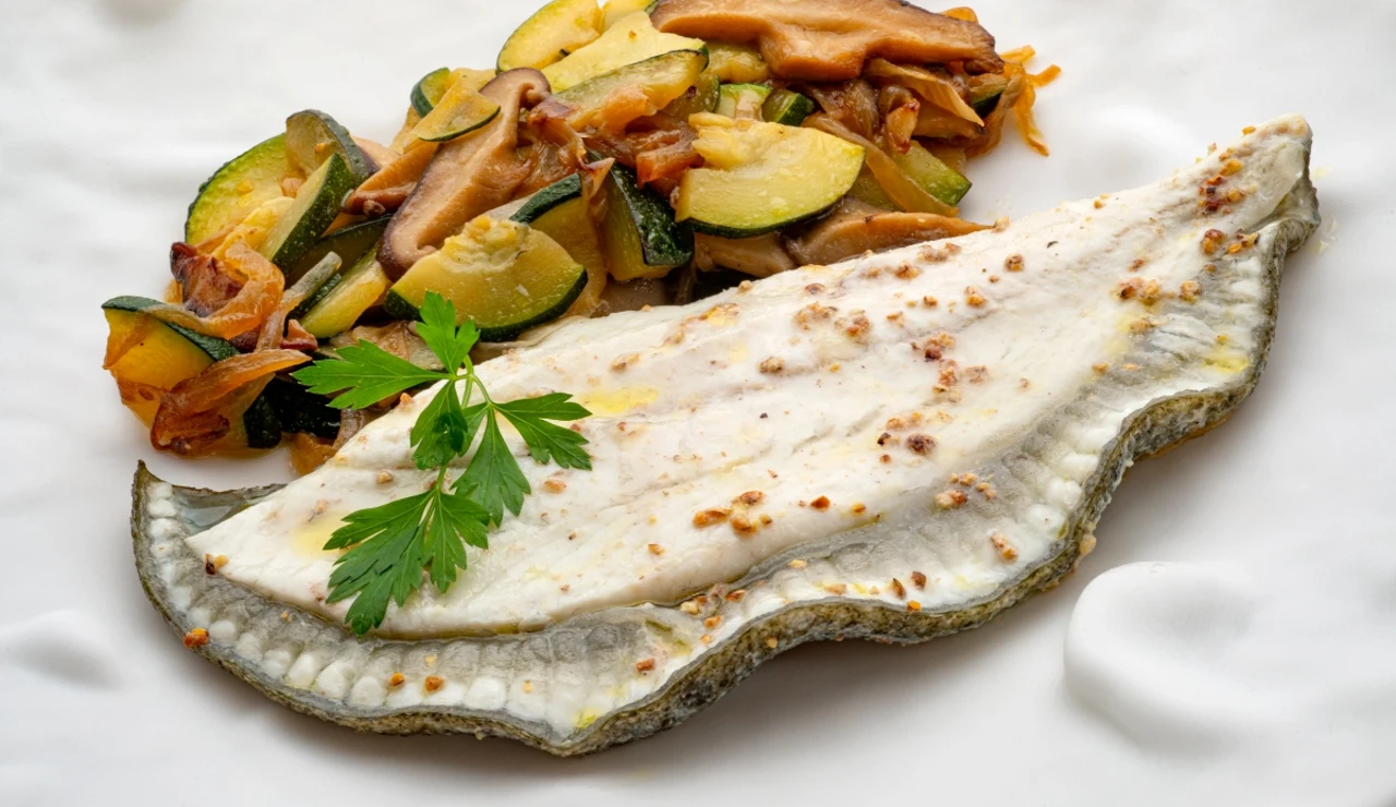 Arguiñano: receta de filetes de rodaballo con verduras, un plato equilibrado, ligero y muy saludable