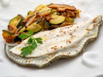 Arguiñano: receta de filetes de rodaballo con verduras, un plato equilibrado, ligero y muy saludable