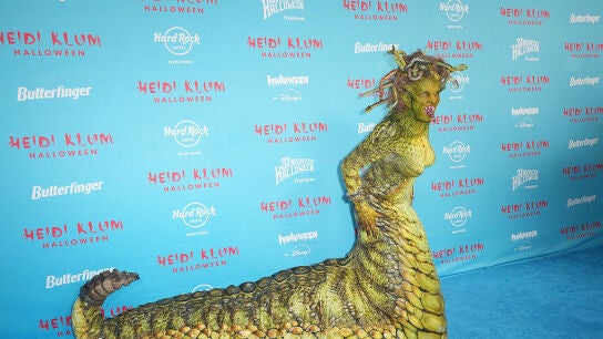 La modelo Heidi Klum ha vuelto a impactar un a&ntilde;o m&aacute;s con su disfraz de Halloween